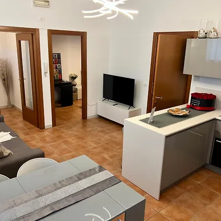 Red Rose Con Garage Appartement *