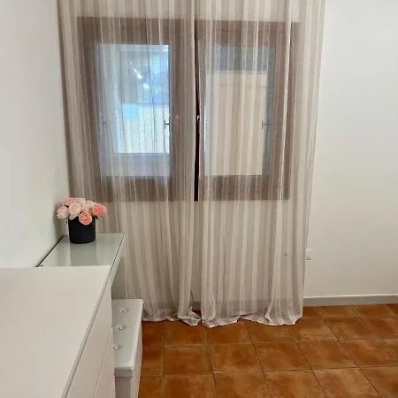 شقة Red Rose Con Garage