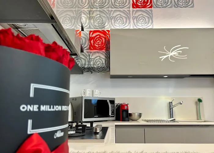 Red Rose Con Garage